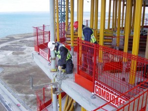 Combisafe edge protection to concrete frame