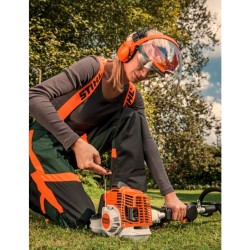 Strimmer / Brush Cutter Petrol Strimmer / Brush Cutter Petrol