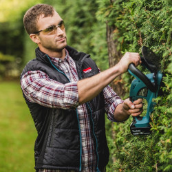Makita Cordless Hedge Trimmer