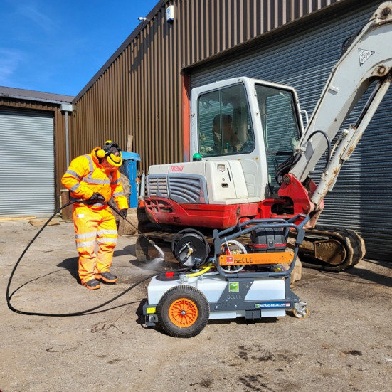 Battery Pressure Washer Bowser
