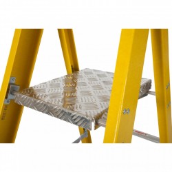Fibreglass Stepladder .9m